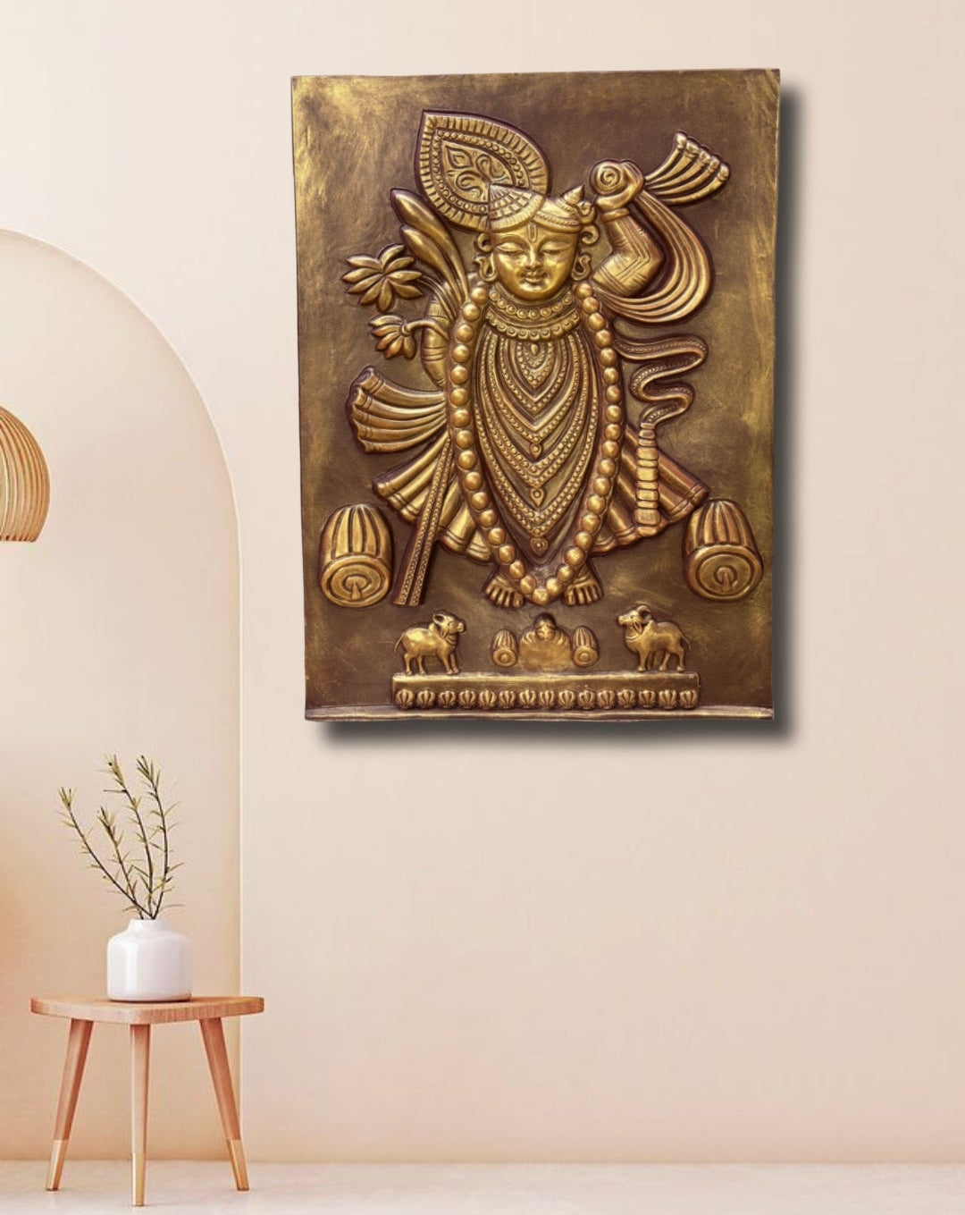 Nathdwara Shrinathji golden mural in 3x2 feet size, a beautiful divine blessing for gifting on auspicious occasions.
